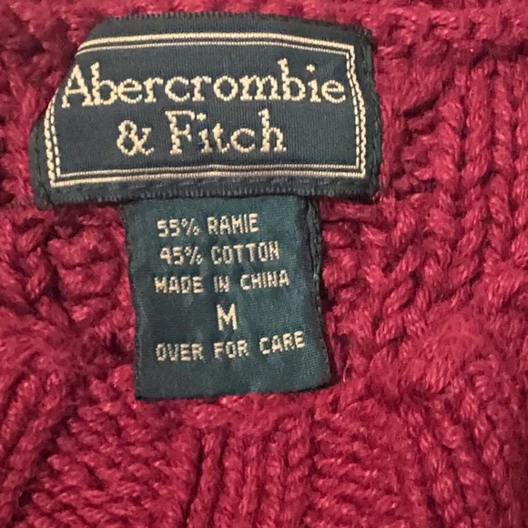 Abercrombie & Fitch Rich Burgundy Cable Knit Sweater - Picture 4 of 4